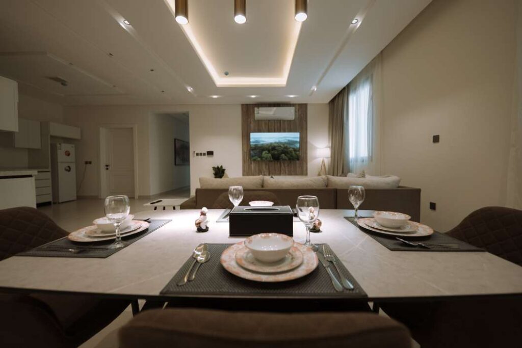 2 Bedroom Apartment 13,9,4 11