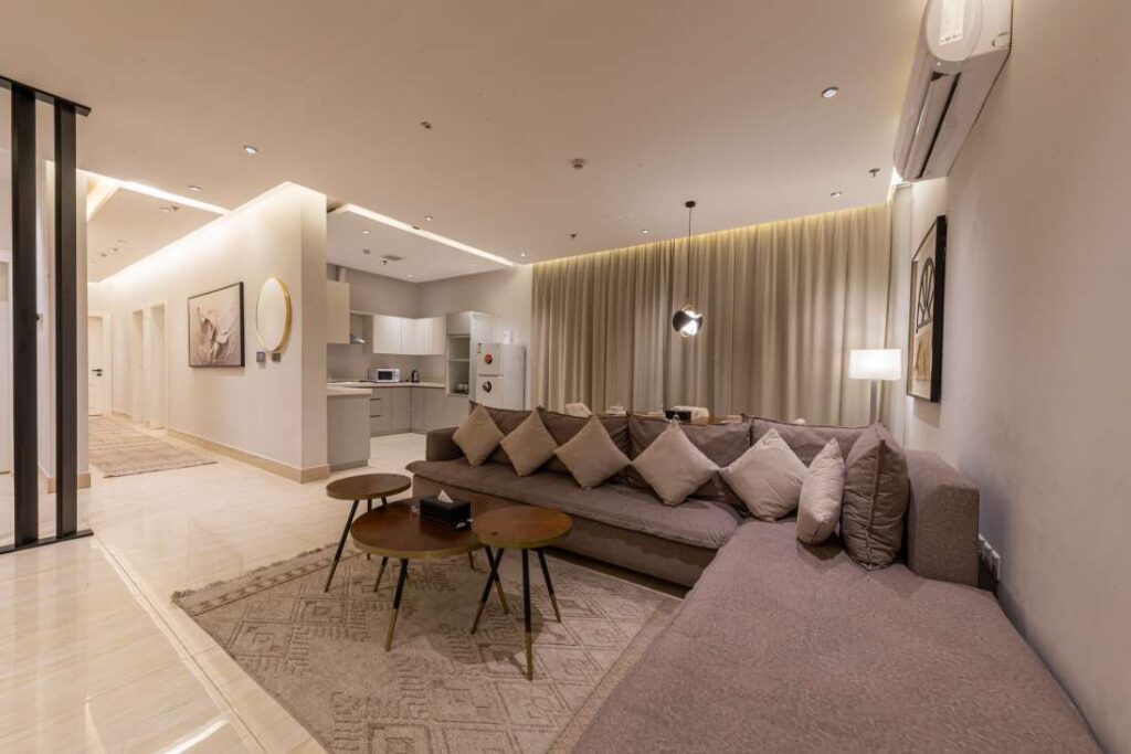 Apartment 19-H7 2